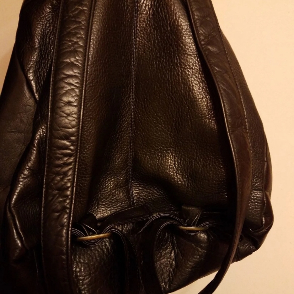 Clava Drawstring Leather Backpack - Picture 3 of 4